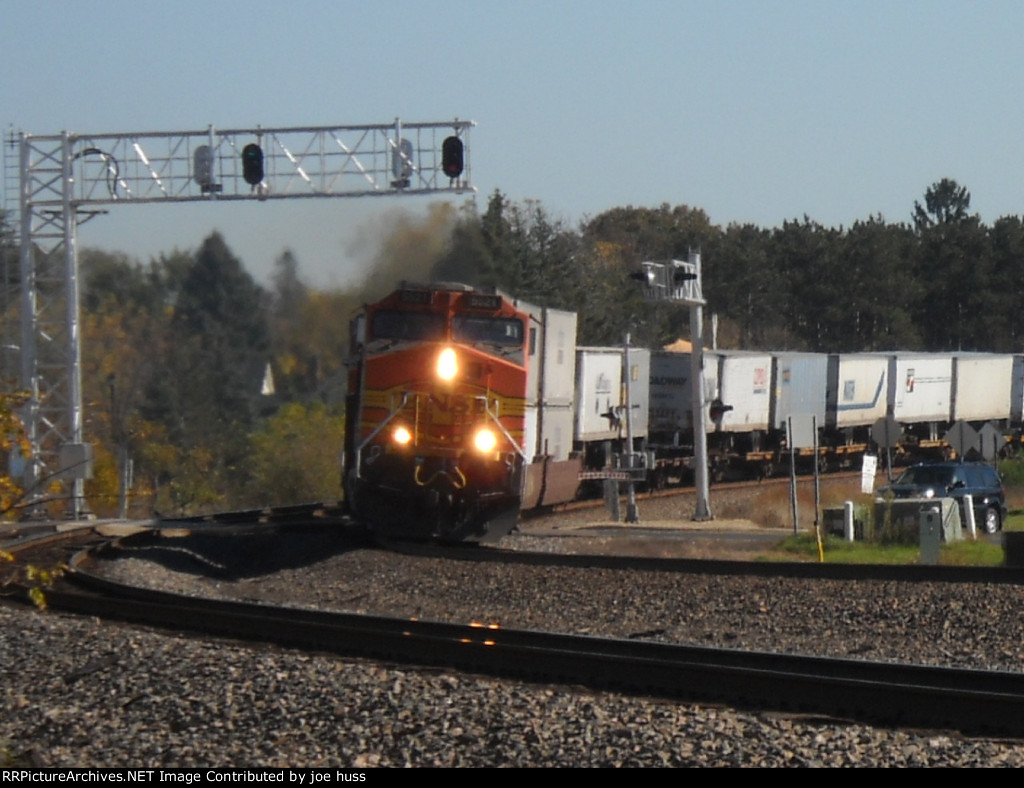 BNSF 5521 West